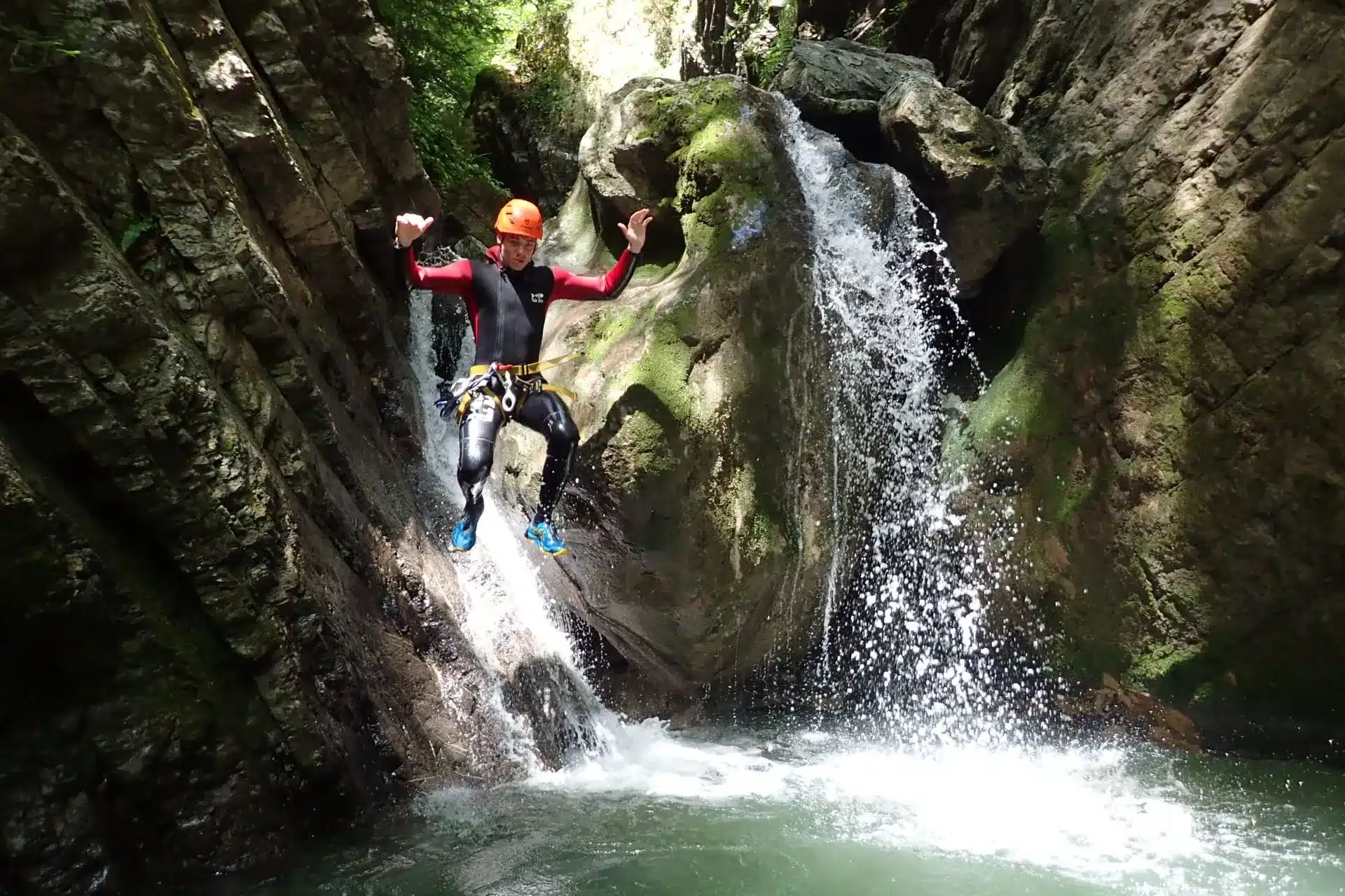 Canyoning dans les Gorges de l’Émeraude